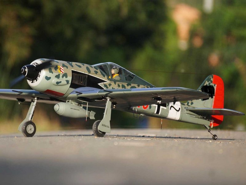 Miniatuur Focke Wulf 190A-3 8/JG.2 Luftwaffe WWII HobbyMaster (7429) in